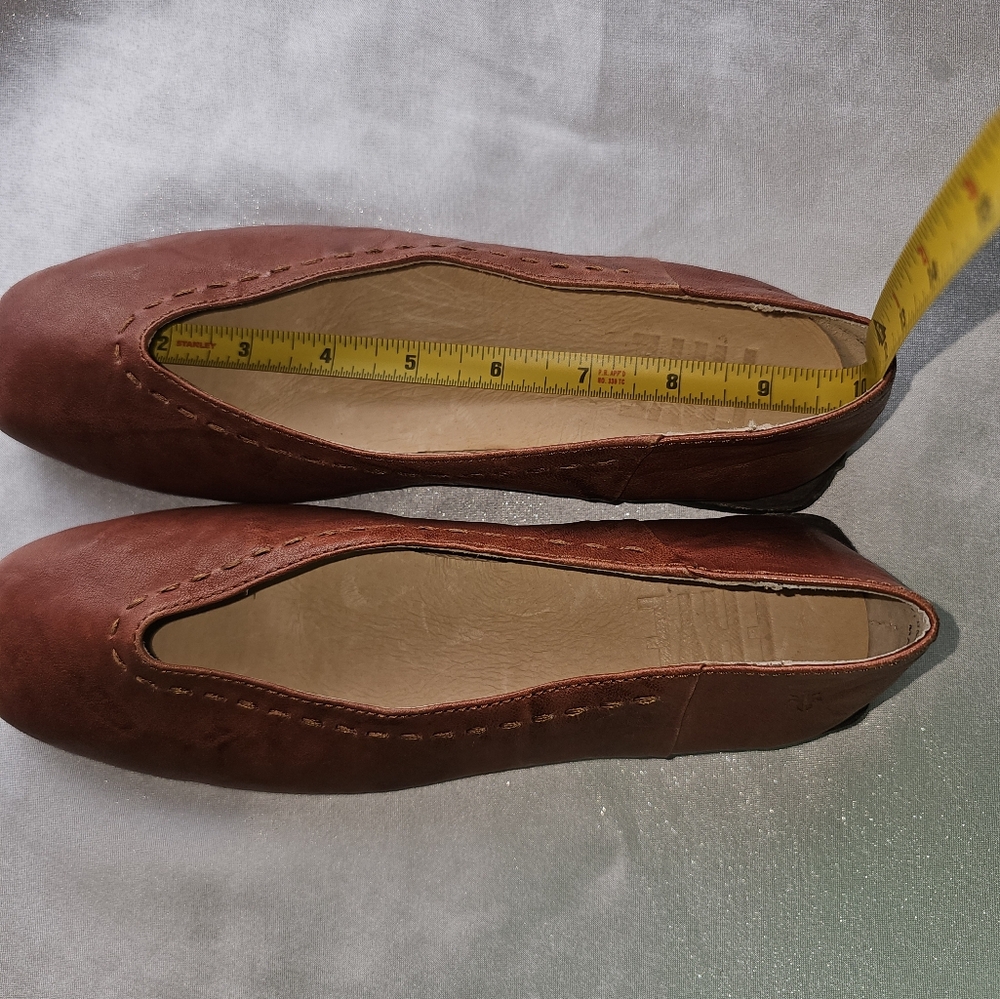 Frye Claire Cognac Flats Sz 7.5 - Picture 10 of 10